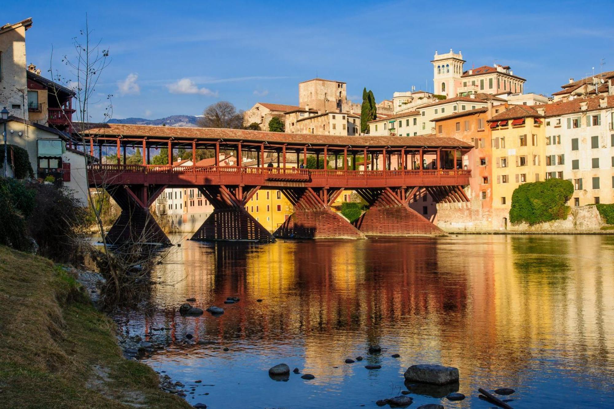 Ponte Vecchio, Elegante Appartamento A Due Passi Dal Centro Bassano del Grappa Extérieur photo
